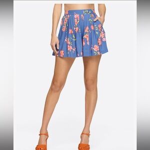 Jessica Simpson Lynnie Short in Happy Floret